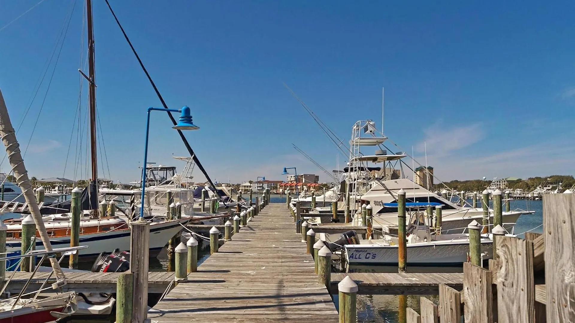 Sandpiper Cove 2017 Destin 0*,  United States